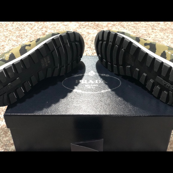 NIB Prada Slip-On Fabric upper/rubber sole. - Picture 6 of 7